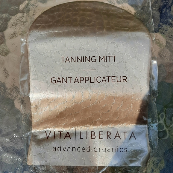 Vita Liberata Beauty To Go Self Tanner Travel Trio - Picture 3 of 5